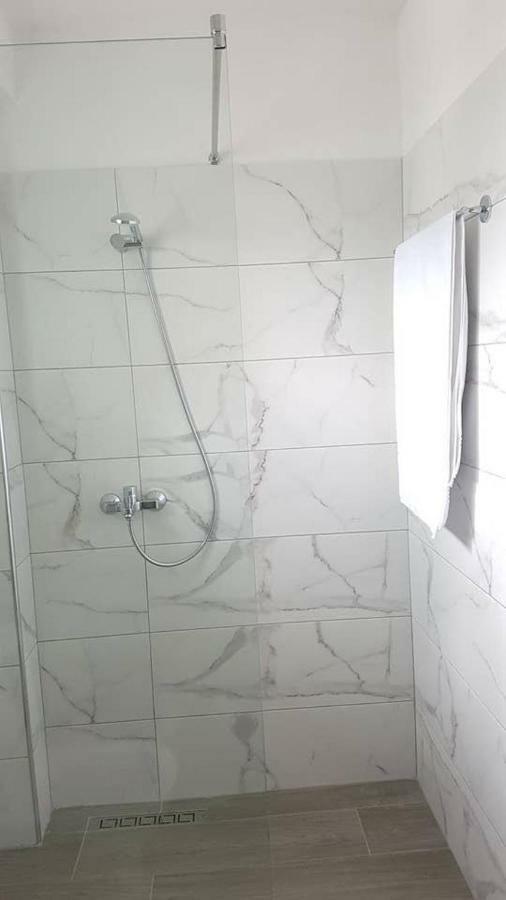 Ferienwohnung Stylish Seaview House Sarandë Exterior foto
