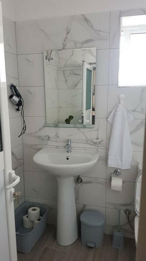 Ferienwohnung Stylish Seaview House Sarandë Exterior foto